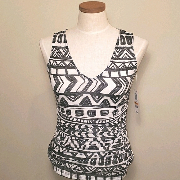 INC International Concepts Tribal Ruched Cut Out Back Black White Top SP - Picture 16 of 16